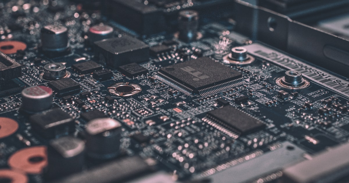 用 VPS 自托管 LiteLLM AI 网关：统一管理 OpenAI、Claude、Gemini API 成本与密钥
